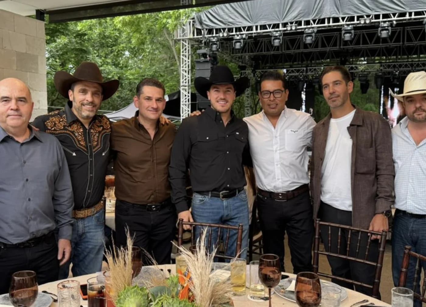 Néstor Camarillo con Samuel García, Gobernador de Nuevo León
